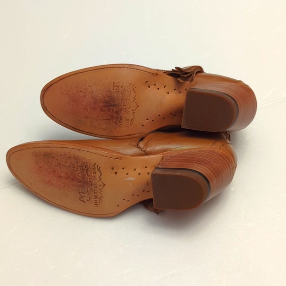 Women's Ariat Booties - Picture 5 of 8